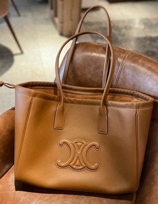 셀린느 카바스 드로우스트링 트리오페