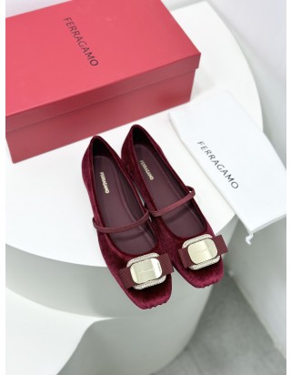 페라가모 메리제인 발레 플랫