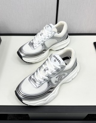 샤넬 스니커즈 샤식스 크루즈 CC 로고