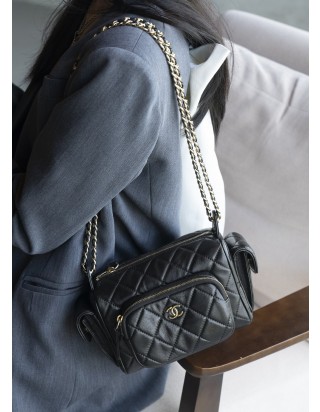 샤넬 카메라 케이스