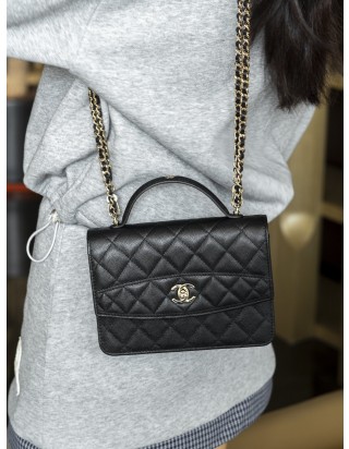 샤넬 WOC 캐비어 스킨 핸들 백팩