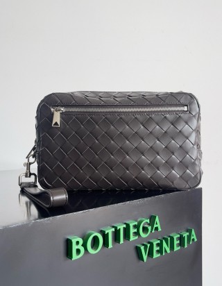 보테가 베네타 인트레치아토 스몰 파우치 위드 손목 스트랩