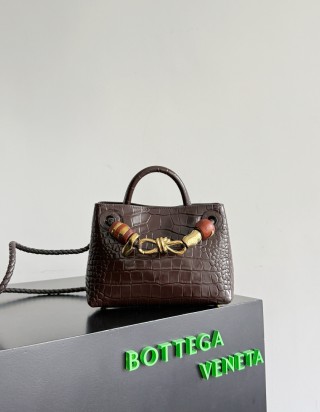 보테가 베네타 미니 안디아모