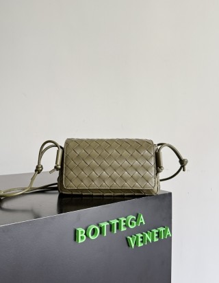 보테가 베네타 노뚜르노