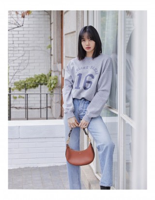 셀린느 미디움 스트랩 아바 솔더백