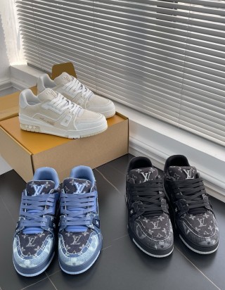 루이비통 트레이너 스니커즈