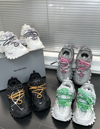 발렌시아가 트랙 스니커즈