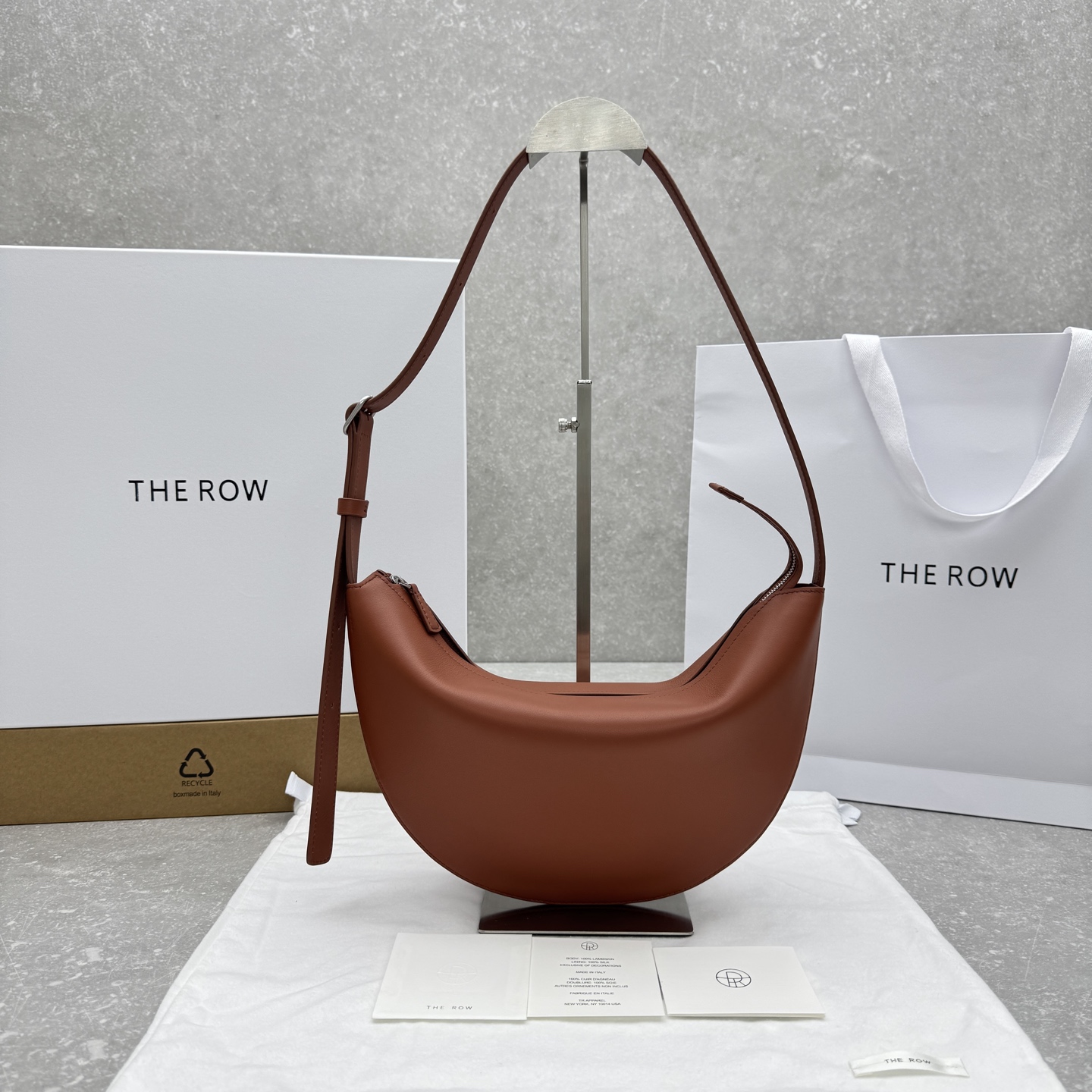 더로우 주베트 백 스몰